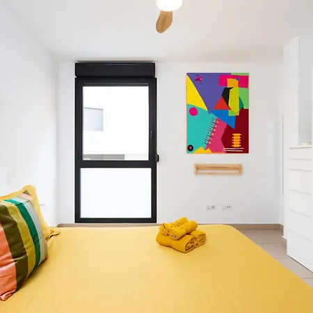 Art By Sunkeyrents Apartment *